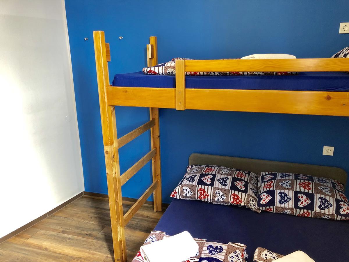 Aladin Hostel Любляна Екстериор снимка