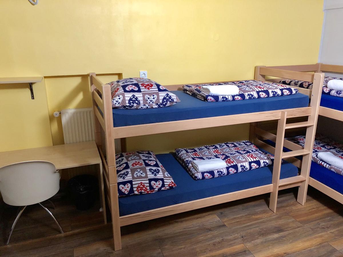 Aladin Hostel Любляна Екстериор снимка