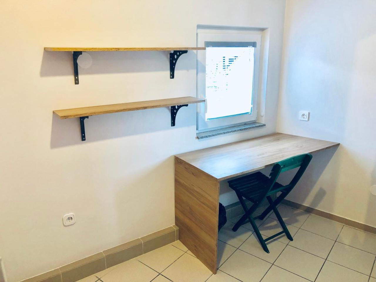 Aladin Hostel Любляна Екстериор снимка
